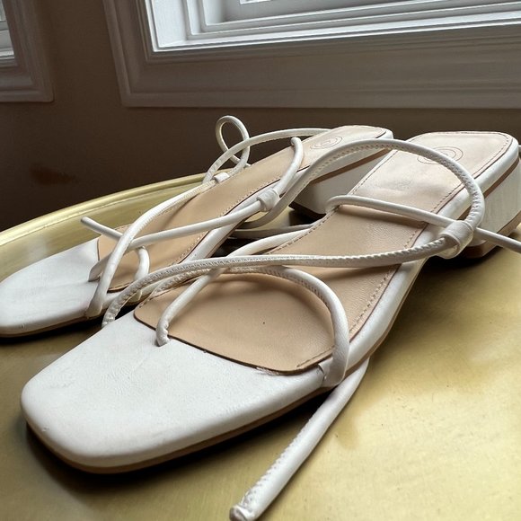 Urban Outfitters White Strappy Sandals - Picture 3 of 7